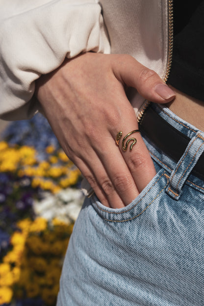 Serpenta Gold Ring